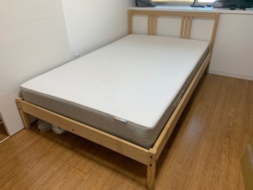 ベッド　セミダブル　フレーム　マットレス　IKEA