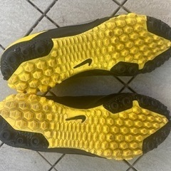 NIKE シューズ　25.5cmの画像
