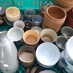 徳利、おちょこ、湯呑みいろいろの画像