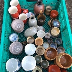 徳利、おちょこ、湯呑みいろいろの画像