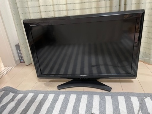 テレビ32インチ