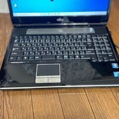 【訳アリ】富士通BIBLO/液晶に黒い丸あり、の画像