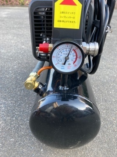 オイル式エアーコンプレッサー試運転のみ