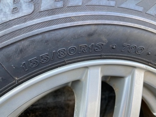 バリ溝スタッドレスタイヤ　155/80R13