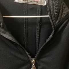 Linea Formica 服の画像