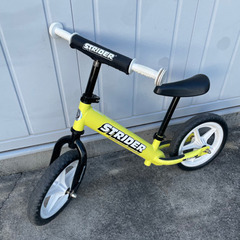 ストライダー限定カラーレモンイエロー (おはな) 青塚の自転車の