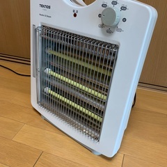 電気ストーブ　スチーム機能付　W36xD17xH41cm　ヒータ...