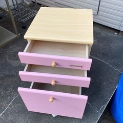 勉強机の収納の画像