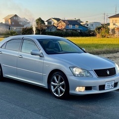 トヨタクラウンアスリート　18年です　距離13万　車検4年9月までです