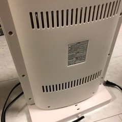 電気ストーブ　首振り機能付き　綺麗ですの画像