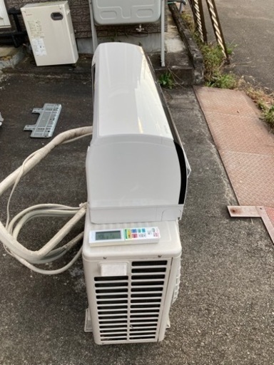 【さらに値下】超高性能日立ルームエアコン　白くまくん