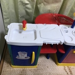 ままごと用キッチンの画像