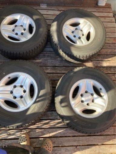 引き渡し完了!DUNLOP 265／70R16   ➕トヨタプラド純正ホイール