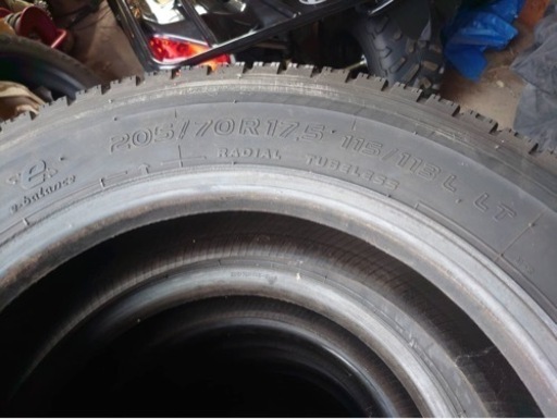 成約済！ありがとうござます！TOYO   DELVEX  205/70R17.5  6本セット