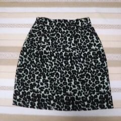 【値引】レディス：INDIVI  スカートの画像