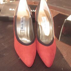 数回しか履いてないパンプスです。の画像