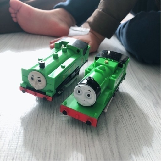 段ボール01箱分のトーマスとプラレールセットです。