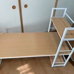 （引取限定）パソコンデスク　ロータイプ　差し上げます