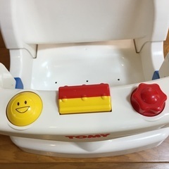 お取引中　バスチェア　トミー　滑り止めシート付きの画像