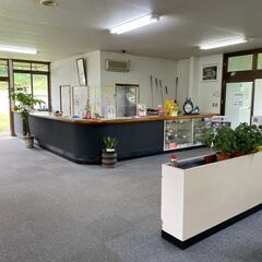 【職業紹介】時給900円★ゴルフ練習場でのフロント受付の画像