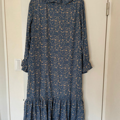 花柄ワンピースの画像