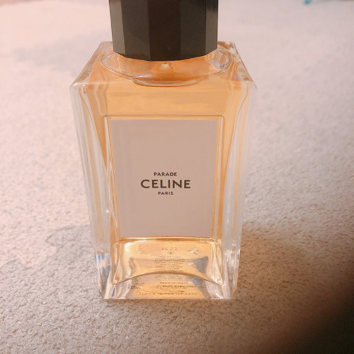Celine 人気No.1香水　parade