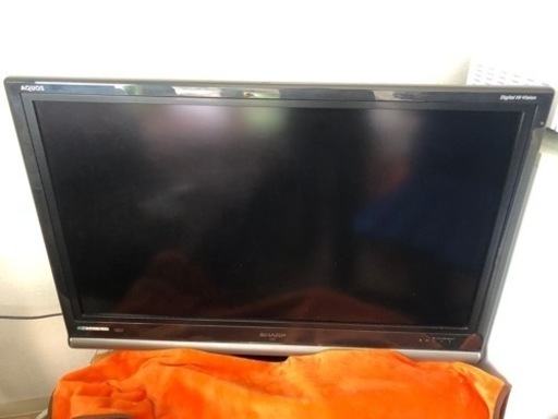 液晶テレビ　SHARP製