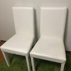 【白】ダイニングチェア４脚セット(お譲り先が決まりました)
