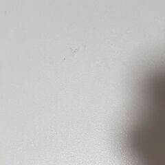 白ローテーブルの画像