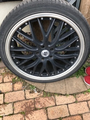 ロクサーニAMD 20インチ