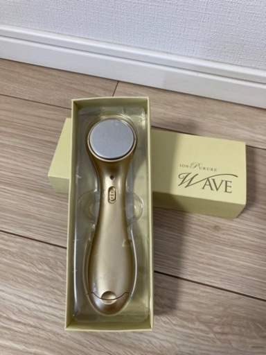 【お引渡し済】【値下げ】【新品未使用/8500円相当→1500円】美顔器 イオン導入 超音波美顔器 イオンプルレウェーブ