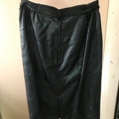 牛皮スカート