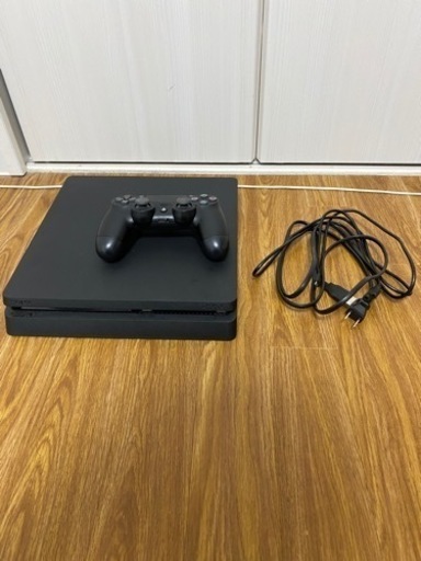 PS4 スリム　ソフト3つ