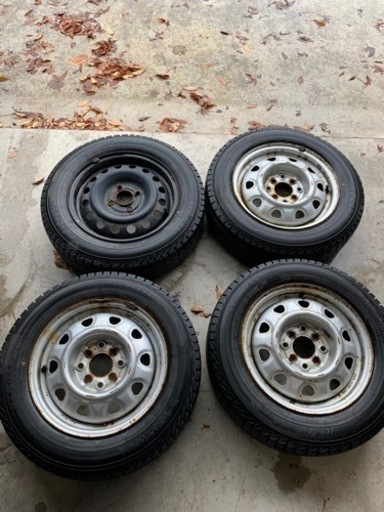 ほぼ新品　165/70/14 ヨコハマ IG30 スタッドレス　鉄ホイール付き　訳有り