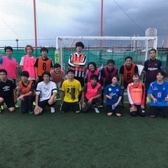11/28 (日) フットサル　女性も何人かいます😆