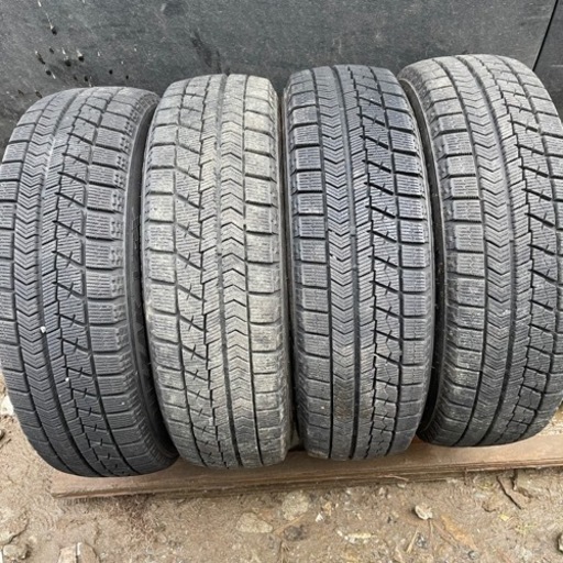 極上タイヤ　BRIDGESTONE VRX 155/65R14 スタッドレス  タイヤ　2018年製　