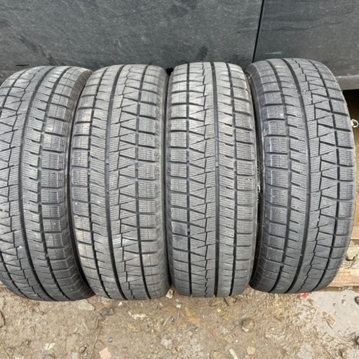 バリ山　BRIDGESTONE REVOGZ 165/55R15 スタッドレス  タイヤ　2016年製