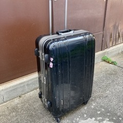 予約済み　スーツケース　黒
