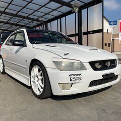 トヨタ　アルテッツァ　RS200 Zエディション