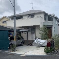 閑静な住宅地の角地♪こだわり内装の戸建て物件♬2台駐車場付♪