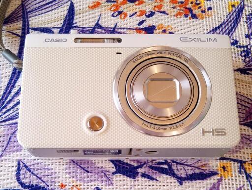 取引完了！  CASIO  EXILIM  EX-ZR50WE  ホワイト  自撮り