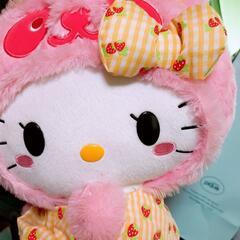【値下げしました】キティちゃんぬいぐるみ