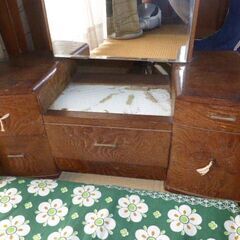 年末整理！70年程前の鏡台　ドレッサー　の画像