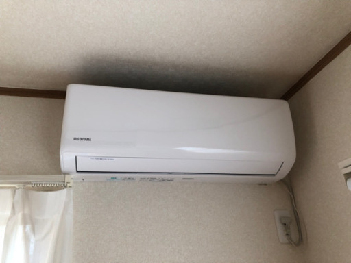 商談中　2021年製5月設置　超美品　アイリスオオヤマ　エアコン　2台　保証書付