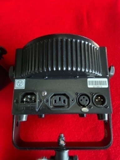 激安パーライト!!×4セット!!固定具付き!!ADJ DOTZ PAR LEDパーライト