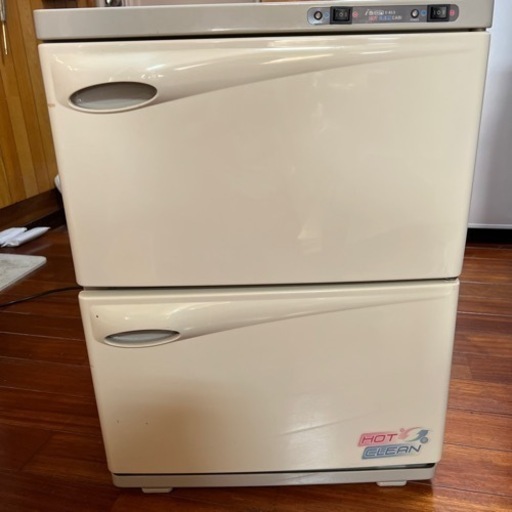 ホットキャビ　タオルウォーマー　おしぼり　殺菌