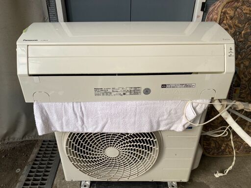 【お値下げ致しました！】Panasonic ルームエアコン CS-288CFR-W 2.8kw 2018年製　10畳用　売ります。直接引き取り歓迎！