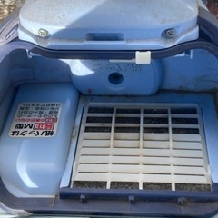 紙パック式の掃除機の画像