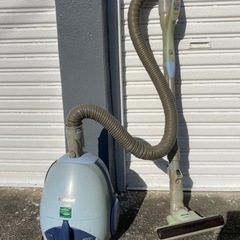 紙パック式の掃除機