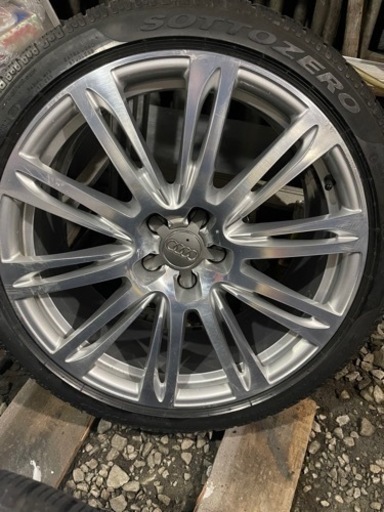 アウディA7純正20インチ冬タイヤ